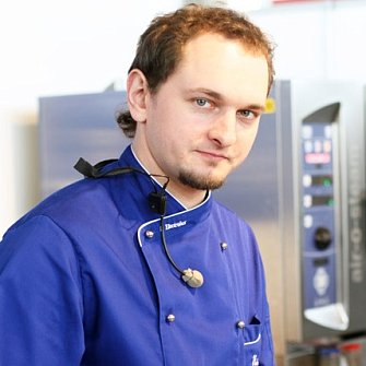 ВИКТОР ЧЕРНОВ